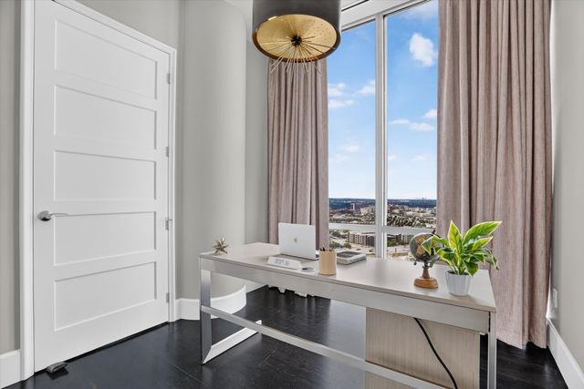 1301 Throckmorton Street 2401, Fort Worth, TX 76102