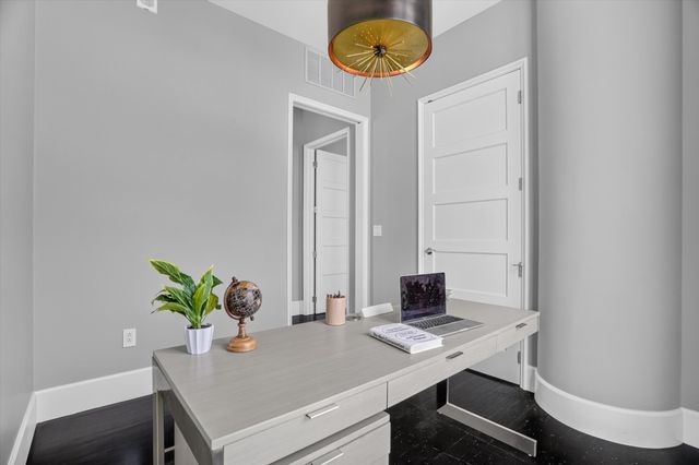 1301 Throckmorton Street 2401, Fort Worth, TX 76102