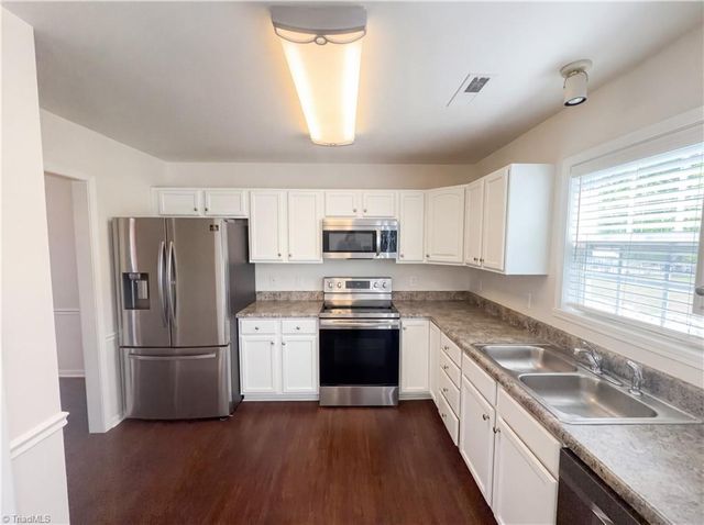 314 Hartman Branch Lane, Winston-salem, NC 27127