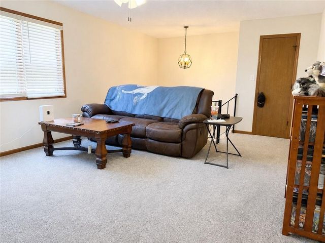 2313 & 2315 SW 6th Street, Blue Springs, MO 64014