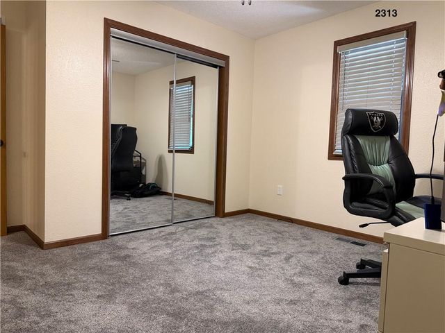 2313 & 2315 SW 6th Street, Blue Springs, MO 64014
