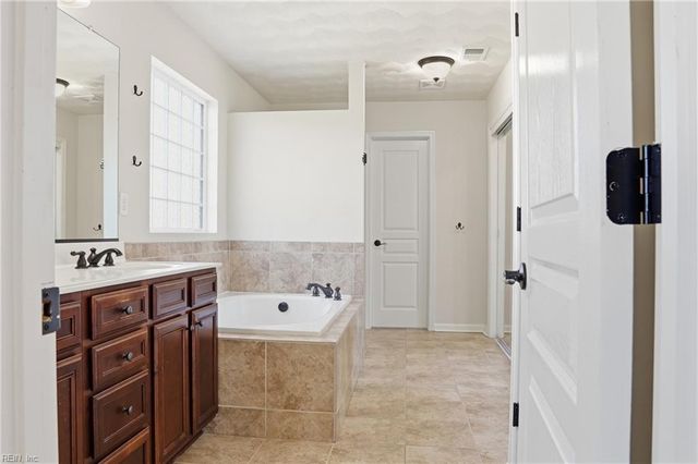 4124 Bridle WAY, Virginia Beach, VA 23456