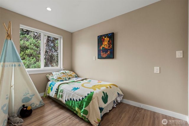 6709 Aurora Avenue, Seattle, WA 98103