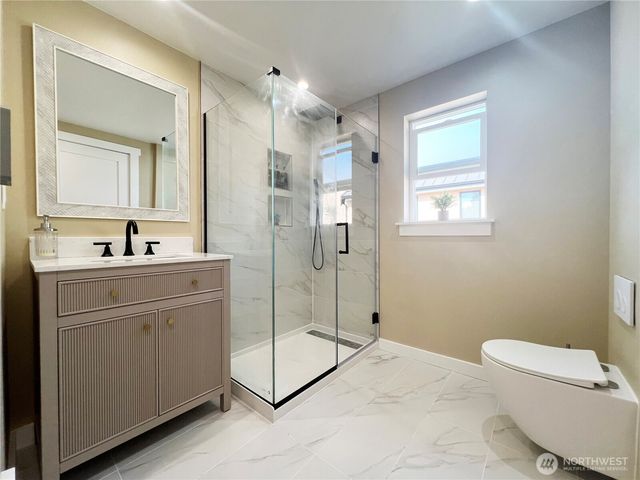 6709 Aurora Avenue, Seattle, WA 98103