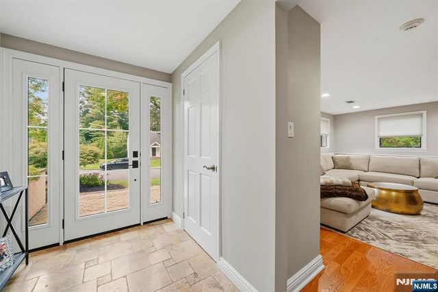 7 Ravine Drive, Woodcliff Lake, NJ 07677