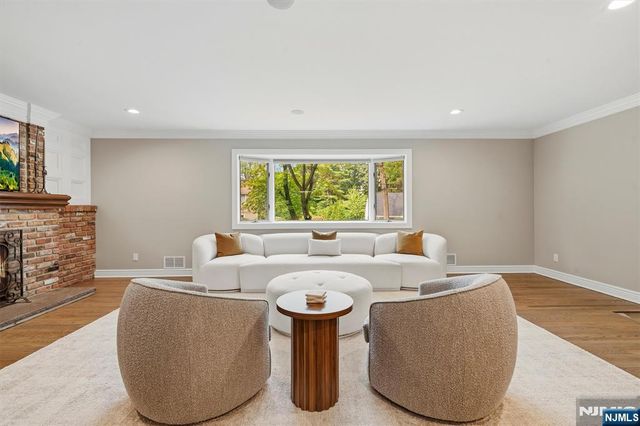 7 Ravine Drive, Woodcliff Lake, NJ 07677