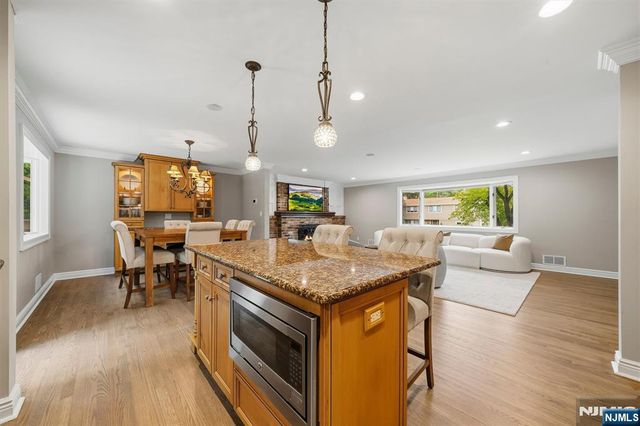 7 Ravine Drive, Woodcliff Lake, NJ 07677