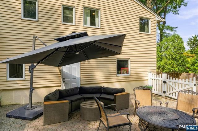 7 Ravine Drive, Woodcliff Lake, NJ 07677