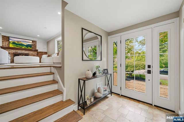 7 Ravine Drive, Woodcliff Lake, NJ 07677