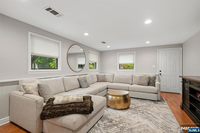 7 Ravine Drive, Woodcliff Lake, NJ 07677