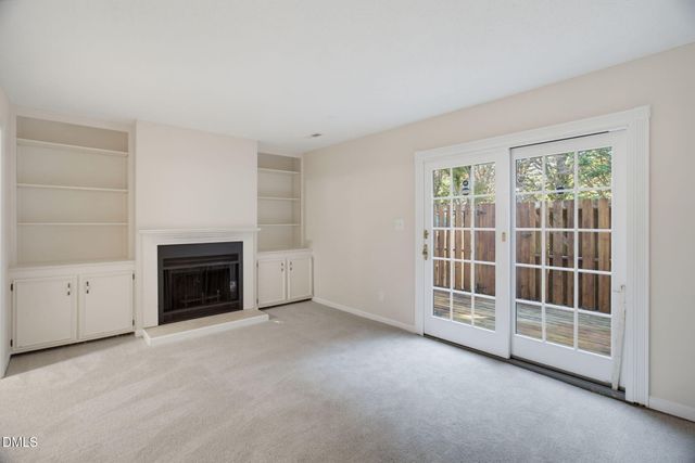 2210 New Garden Road 3620, Greensboro, NC 27410