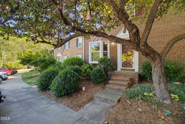 2210 New Garden Road 3620, Greensboro, NC 27410