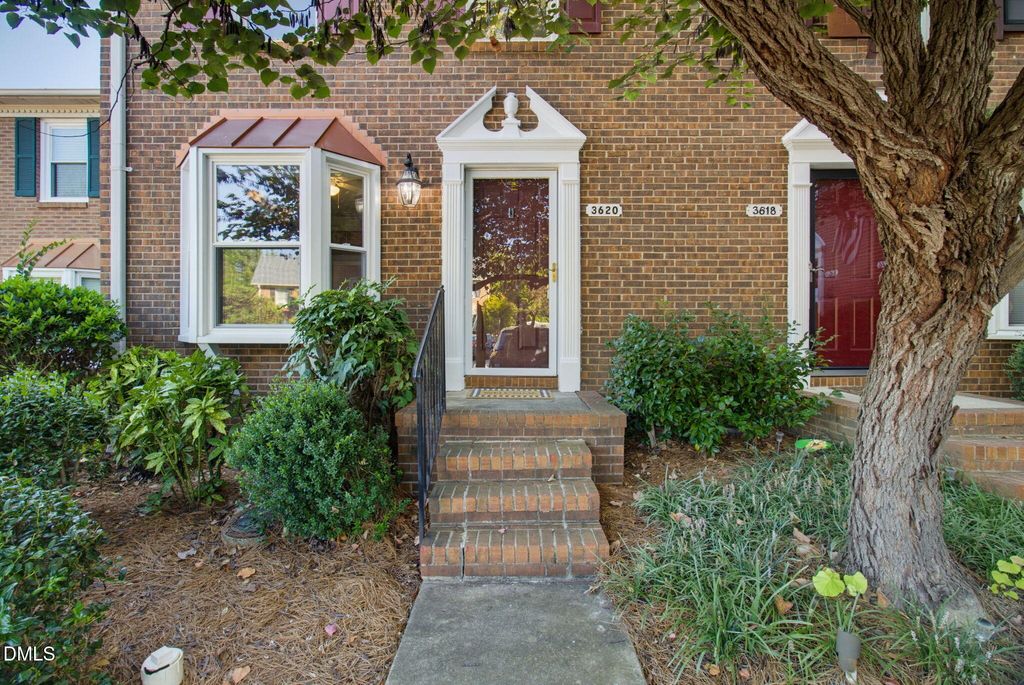 2210 New Garden Road 3620, Greensboro, NC 27410