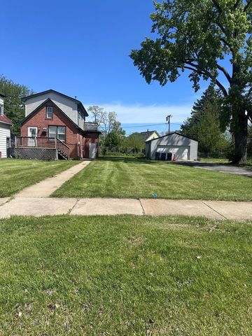 526 E 154th Place, Phoenix, IL 60426