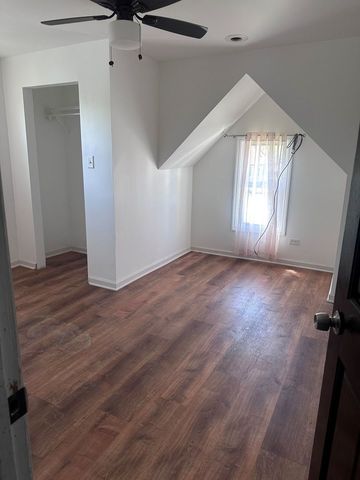 526 E 154th Place, Phoenix, IL 60426