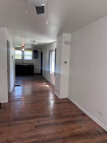 526 E 154th Place, Phoenix, IL 60426