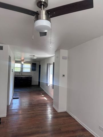 526 E 154th Place, Phoenix, IL 60426