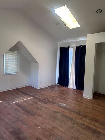 526 E 154th Place, Phoenix, IL 60426
