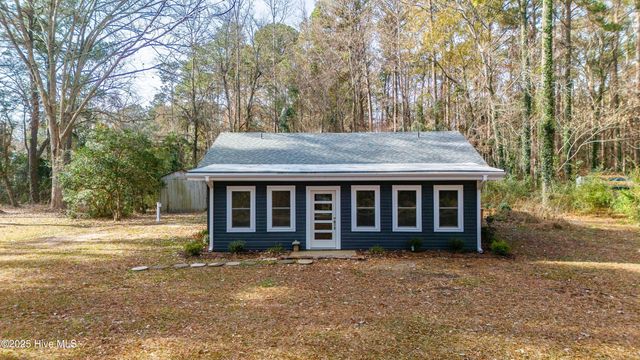 59 Neuse Hill Road, Arapahoe, NC 28510
