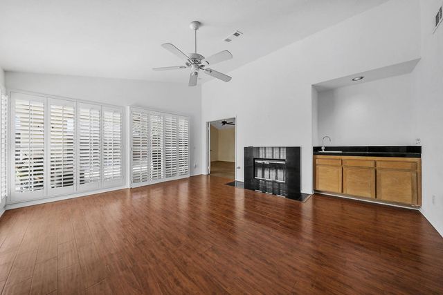 77717 Calle Las Brisas S, Palm Desert, CA 92211