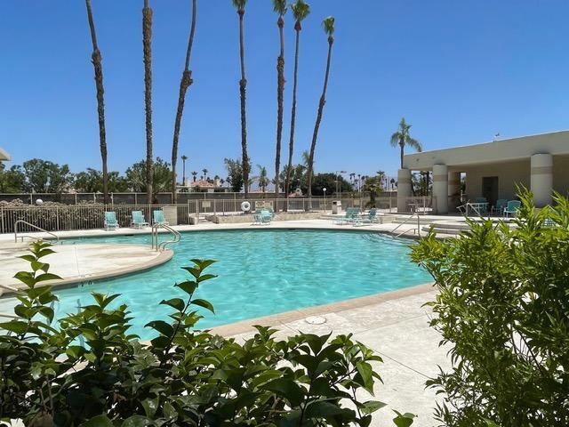77717 Calle Las Brisas S, Palm Desert, CA 92211