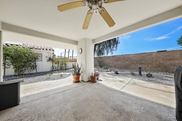 77717 Calle Las Brisas S, Palm Desert, CA 92211