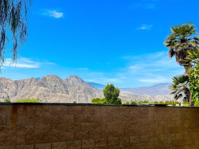 77717 Calle Las Brisas S, Palm Desert, CA 92211