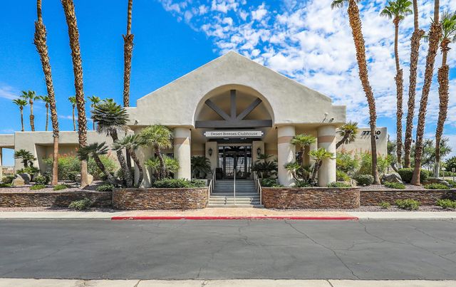 77717 Calle Las Brisas S, Palm Desert, CA 92211