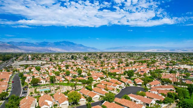 77717 Calle Las Brisas S, Palm Desert, CA 92211