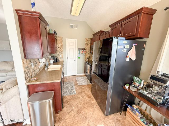 10249 Fox Hunt Drive, Olive Branch, MS 38654