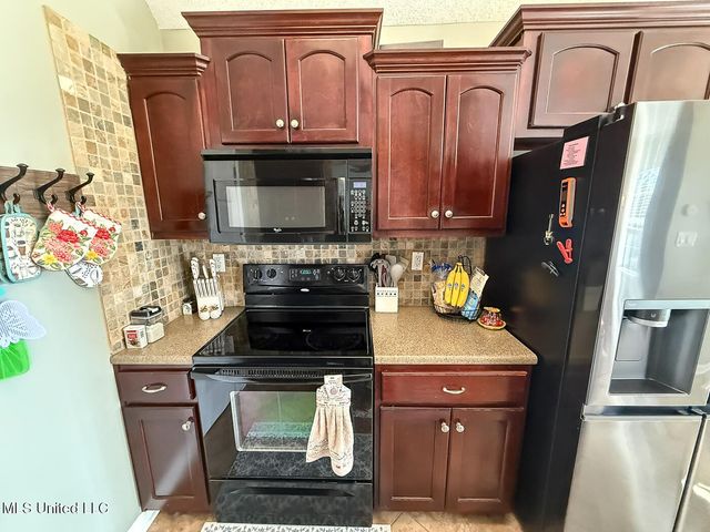 10249 Fox Hunt Drive, Olive Branch, MS 38654