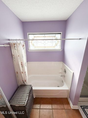 10249 Fox Hunt Drive, Olive Branch, MS 38654