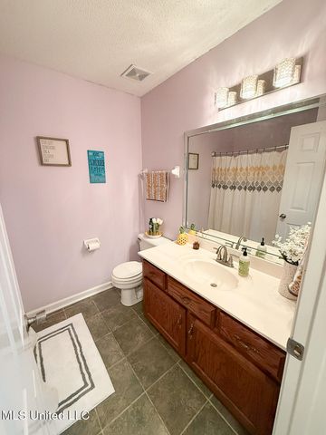 10249 Fox Hunt Drive, Olive Branch, MS 38654