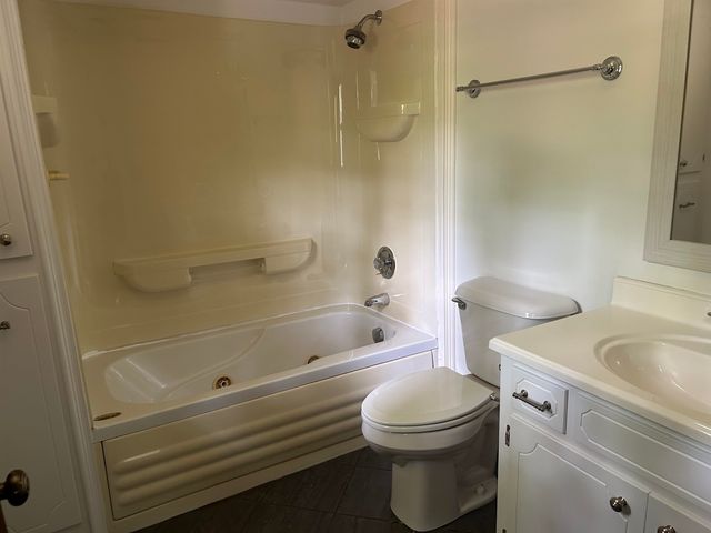 52 Woodwind Drive Drive, Spartanburg, SC 29302