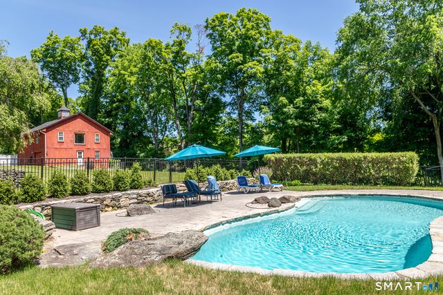 49 Old Bridge Road, Brookfield, CT 06804