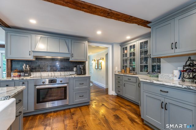 49 Old Bridge Road, Brookfield, CT 06804
