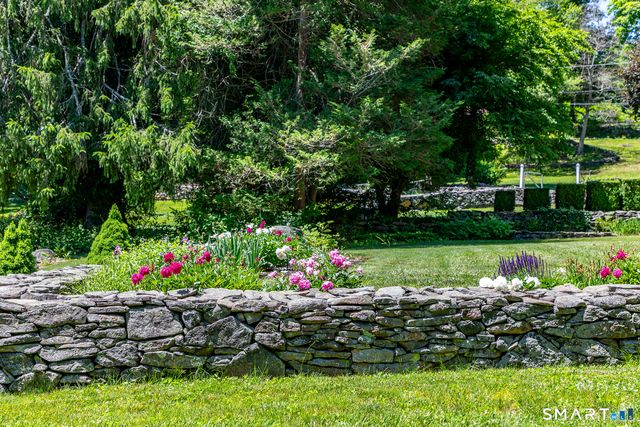 49 Old Bridge Road, Brookfield, CT 06804