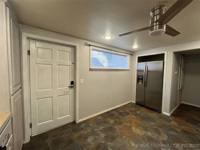 114227 S 4172 Road, Checotah, OK 74426