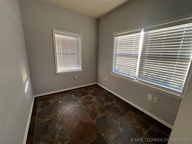 114227 S 4172 Road, Checotah, OK 74426