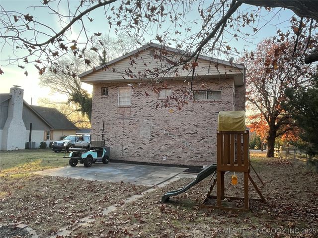 114227 S 4172 Road, Checotah, OK 74426