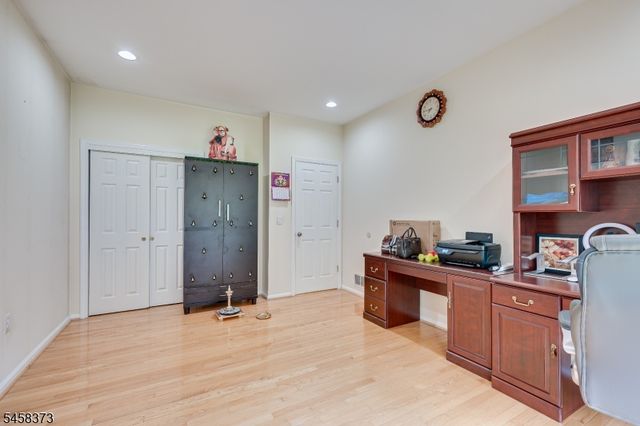 8 Mcbride Way, Bridgewater Twp., NJ 08807