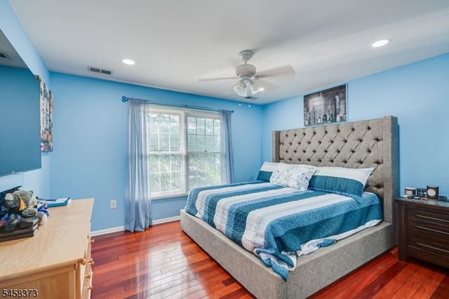 8 Mcbride Way, Bridgewater Twp., NJ 08807