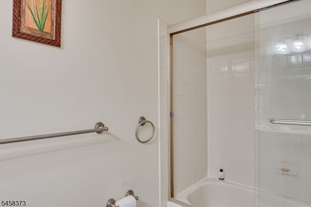 8 Mcbride Way, Bridgewater Twp., NJ 08807