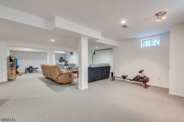 8 Mcbride Way, Bridgewater Twp., NJ 08807