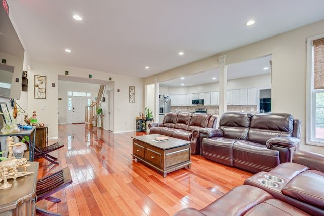 8 Mcbride Way, Bridgewater Twp., NJ 08807