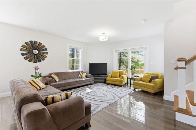 1295 Main St, Reading, MA 01867