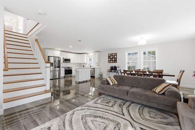 1295 Main St, Reading, MA 01867