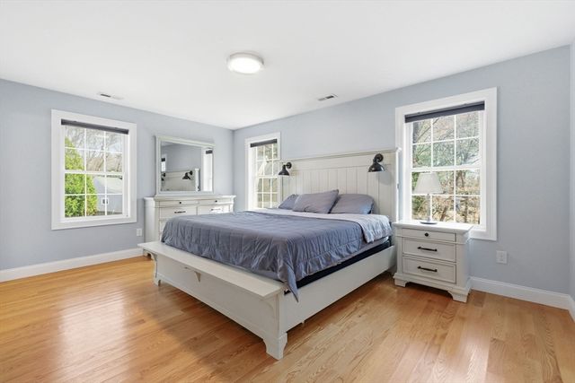 1295 Main St, Reading, MA 01867