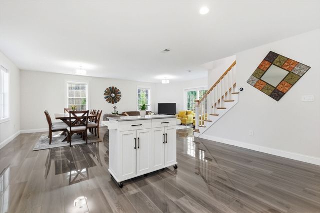 1295 Main St, Reading, MA 01867