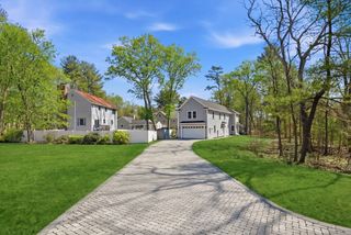 1295 Main St, Reading, MA 01867